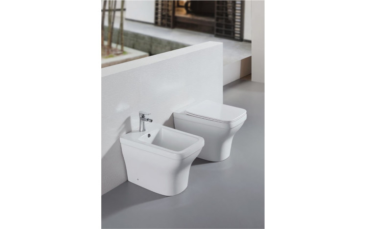 Унитаз напольный приставной безободковый Aquatek АМАДЕО AQ1964-00 560*365*400 мм, горизонтальный выпуск, тонкое сиденье с механизмом плавного закрывания, крепеж