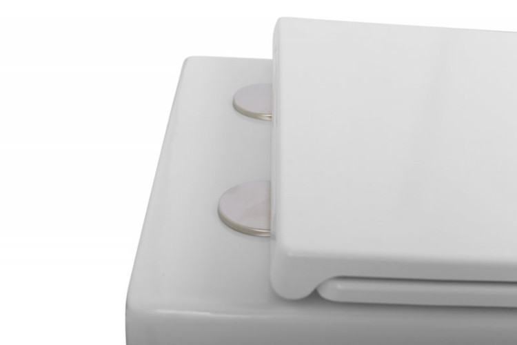 Унитаз подвесной безободковый со смывом TORNADO с сиденьем дюропласт soft close Cezares BB076CH-TOR/SC