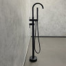 COMFORTY. Смеситель напольный, FE018M-CMT, черный матовый