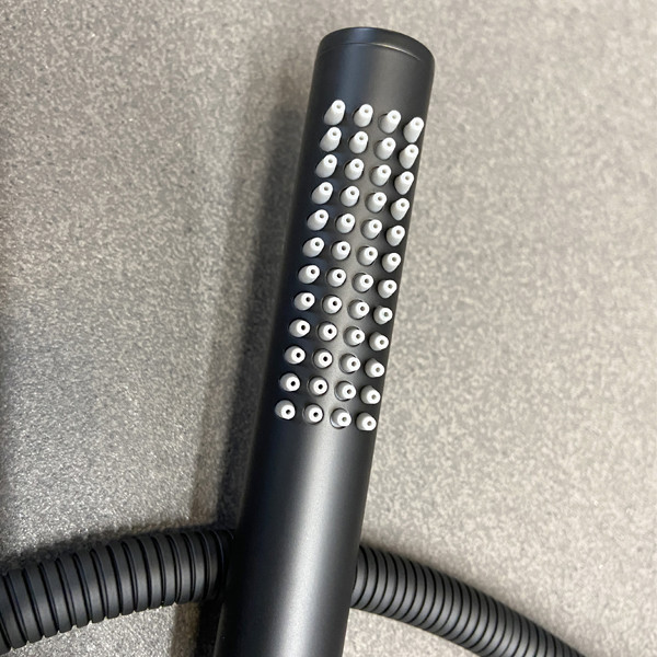 COMFORTY. Смеситель напольный, FE018M-CMT, черный матовый