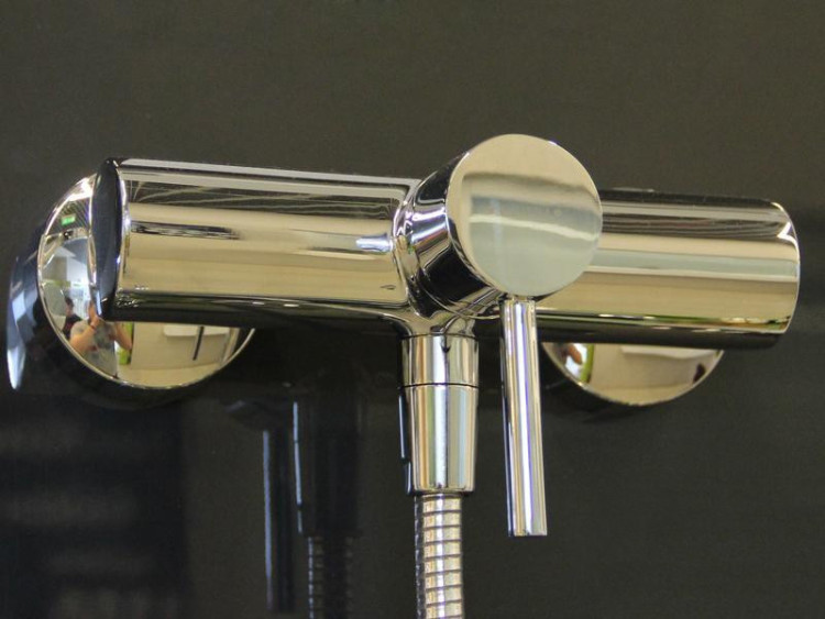 Смеситель для душа Kludi Bozz 388310576