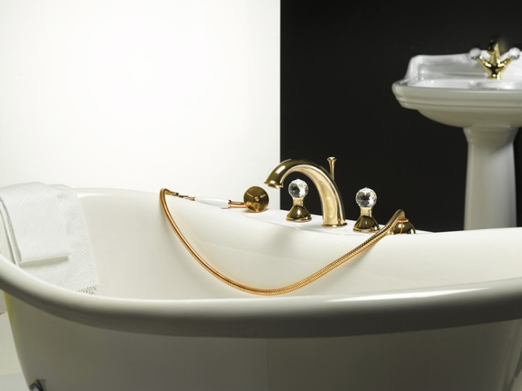 Смеситель на борт ванны Webert Karenina KA730101