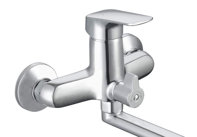 Смеситель для ванны с длинным изливом Aquatek AQ1042CR ВЕГА