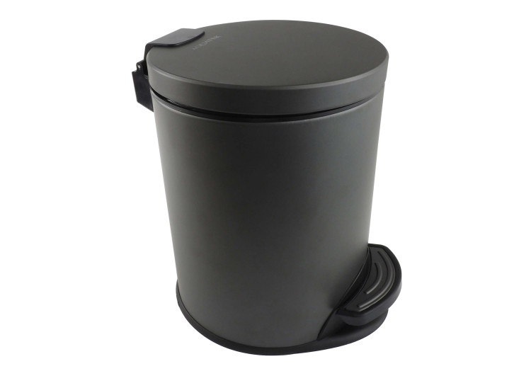 Корзина для мусора с педалью 5л Aquatek матовый черный AQ4016MB Вега