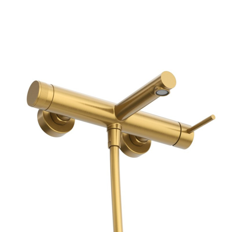 Смеситель для ванны и душа в комплекте с ручным душем, шлангом и держателем Cezares RELAX-VD-01