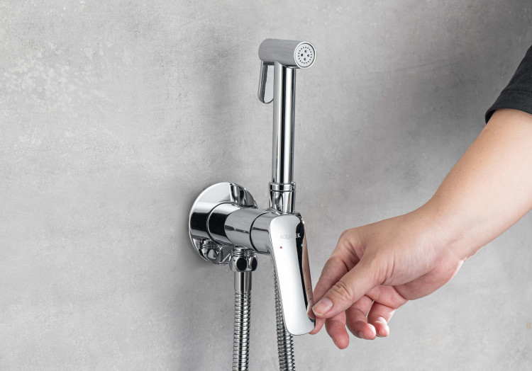 Комплект для гигиенического душа встроенный Aquatek (cмеситель + гигиеническая лейка + шланг) AQ1019CR ВЕГА