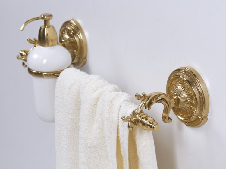 Полотенцедержатель с дозатором для жидкого мыла, 9х43 см ART&MAX AM-2057D-Cr