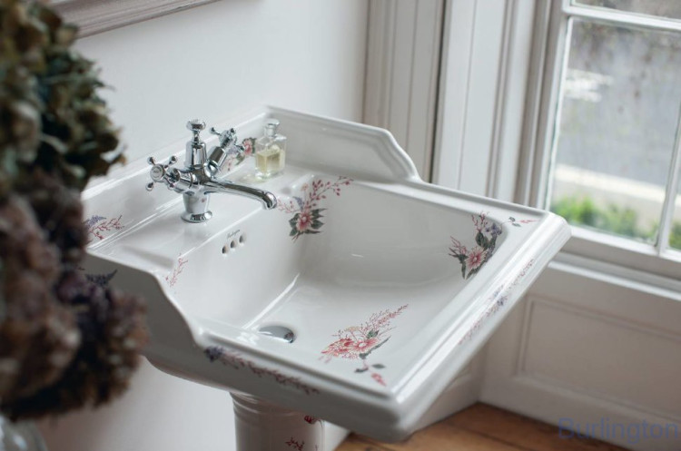 Cмеситель для раковины на 1 отверстие с кнопкой Click-Clack [CL6]