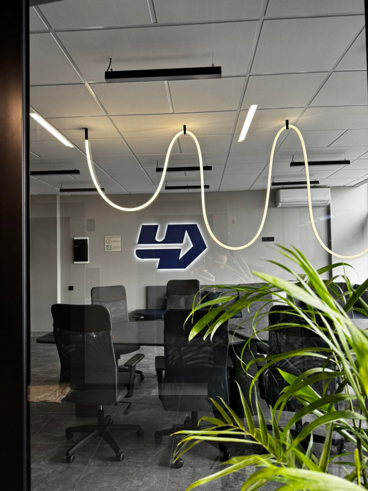 Кварцевый ламинат Fargo Stone Дымчатый Меланит 61S455