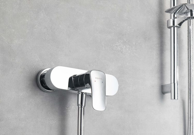 Душевой комплект наружного монтажа Aquatek ВЕГА AQ1036CR