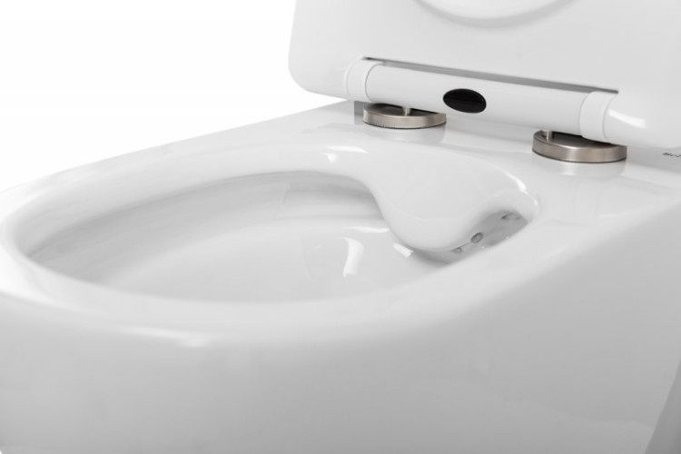 Унитаз подвесной безободковый с сиденьем в комплекте Cezares BB7006CHR/SC