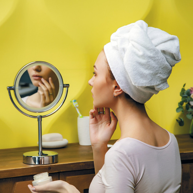 WasserKRAFT K-1005 Зеркало с LED-подсветкой двухстороннее, стандартное и с 3-х кратным увеличением