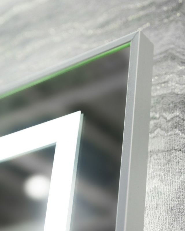 Зеркало в алюминиевой раме со встроенным светильником, сенсорным выключателем и подогревом BelBagno SPC-KRAFT-985-685-TCH-WARM