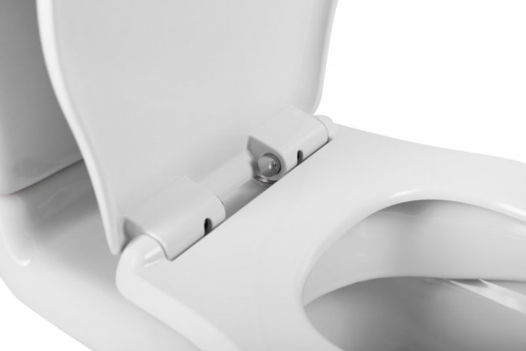 Сиденье деревянное, soft close, металлическое крепление BelBagno CZR-360W-G