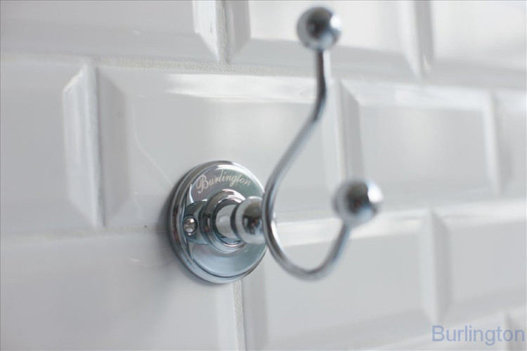 Двойной крючок  [A4 CHR]