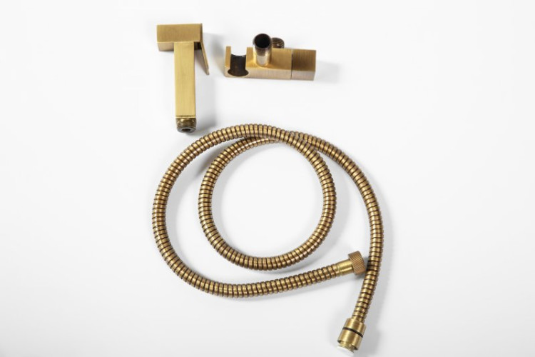 Гигиенический душ с гибким шлангом 120 см и держателем Cezares CZR-L-DIF-02