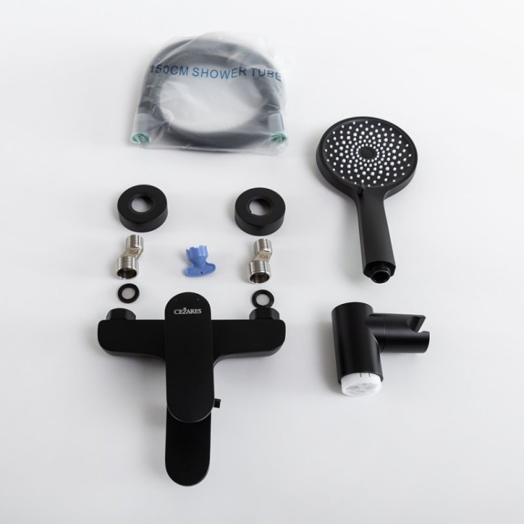 Смеситель для ванны и душа в комплекте с ручным душем, шлангом и держателем Cezares STYLUS-VD-01