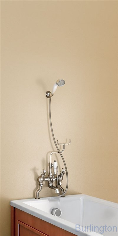 Душевая стойка со смесителем 