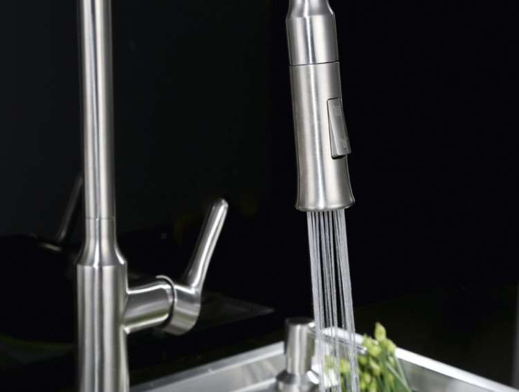 Смеситель для кухни двухрежимный BelBagno BB-LAM38-IN