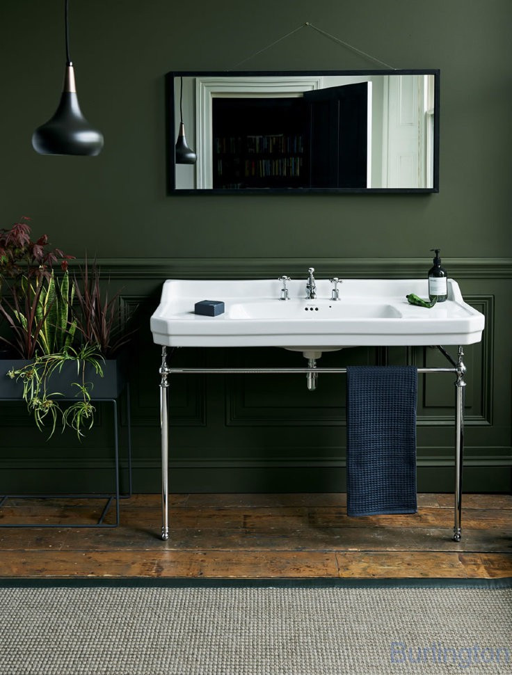 Раковина 120 см на 1 или 3 отверcтия с хромированным подстольем