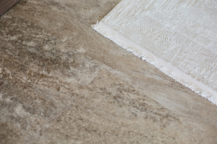 SPC-ламинат Home Expert Rock Saffron 9104