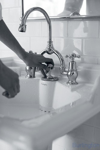 Смеситель для раковины на 2 отверстия со скрытым сливом-переливом [CL28 + W9] - подходит только для раковины B14