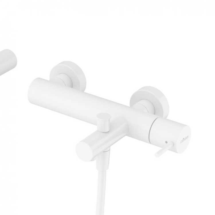 Смеситель для ванны и душа однорычажный с тонкой ручкой, в комплекте с ручным душем, шлангом и держателем Cezares LEAF-VD-L-BIO