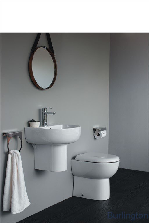 Раковина 550 mm с полупьедесталом