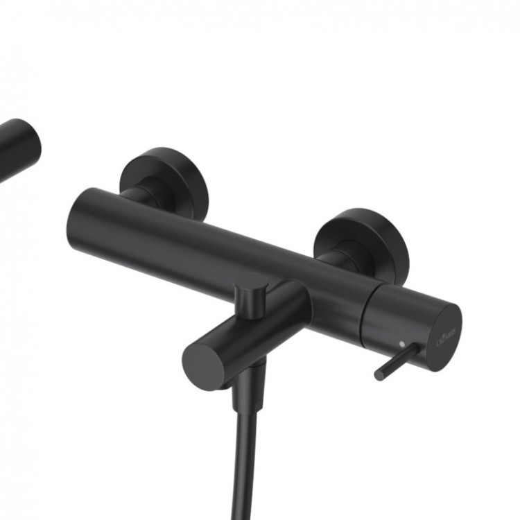 Смеситель для ванны и душа однорычажный с тонкой ручкой, в комплекте с ручным душем, шлангом и держателем Cezares LEAF-VD-L-GM