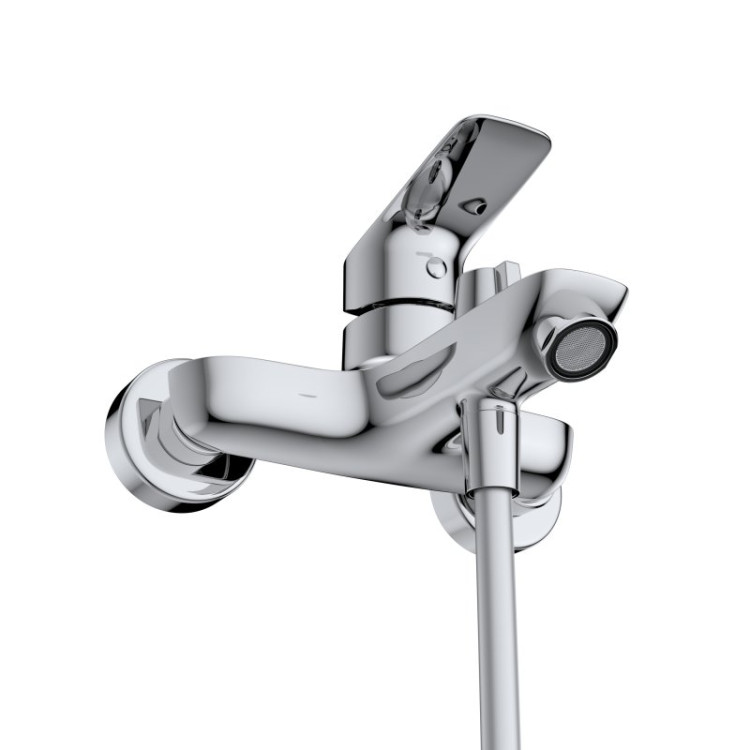 Смеситель для ванны и душа в комплекте с ручным душем, шлангом и держателем Cezares DUE-VASM-CRM