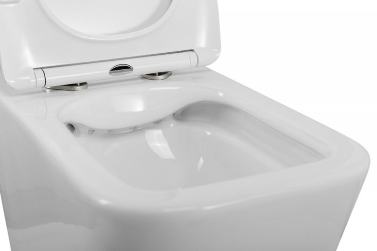 Унитаз подвесной безободковый с сиденьем Cezares BB7107CHR/SC