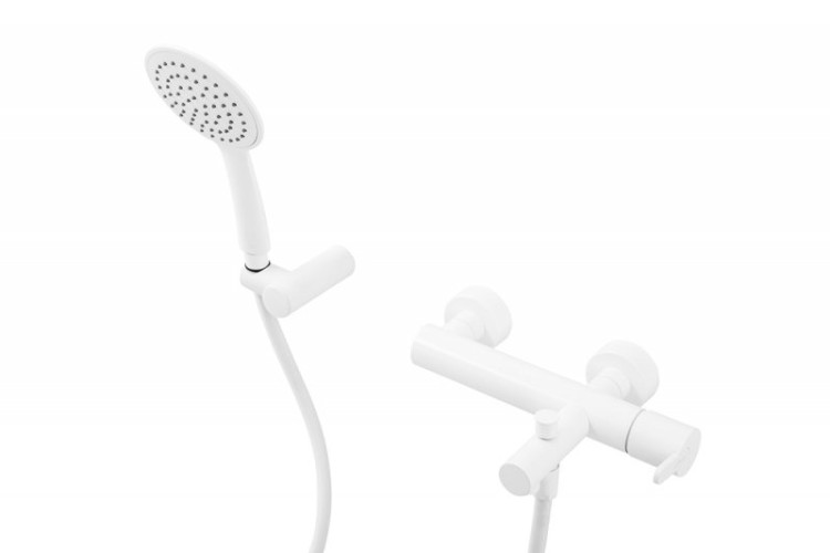 Смеситель для ванны и душа однорычажный с тонкой ручкой, в комплекте с ручным душем, шлангом и держателем Cezares LEAF-VD-L-PS