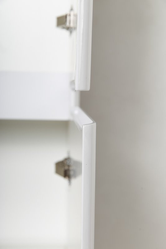 Шкаф подвесной, с двумя распашными дверцами с доводчиками, две полки внутри, универсальная сторонность Cezares ALBANO-1600-2A-SC-BL-P