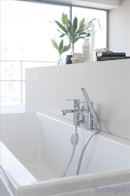 Смеситель для ванны с ручным душем, набортный [CTA7]