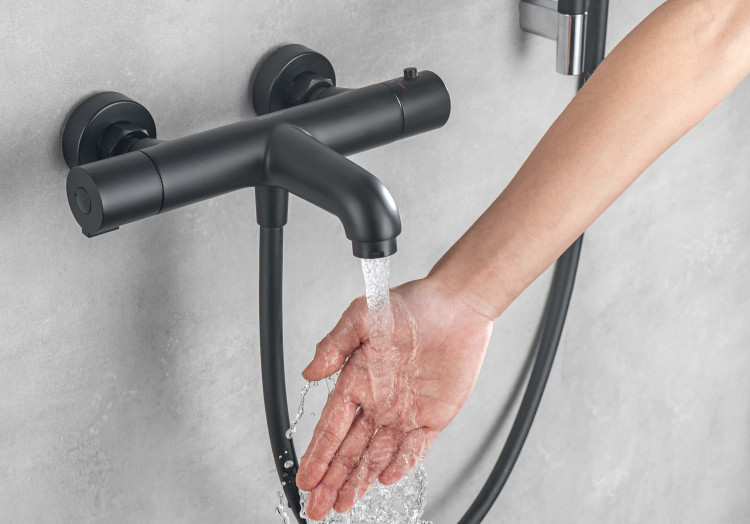 Термостатический смеситель для ванны Aquatek, матовый черный AQ1043MB