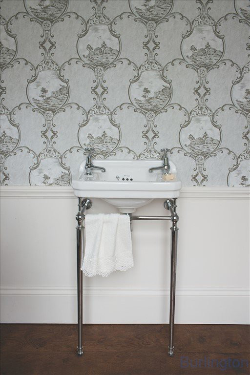 Гардеробная раковина Edwardian на 1 отверстие справа или слева с подстольем