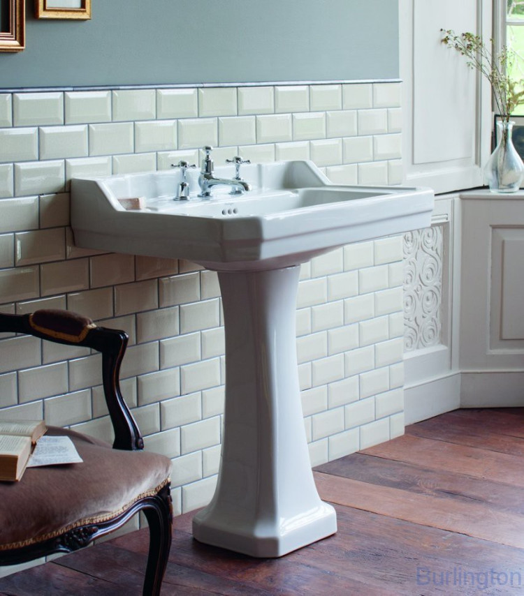 Смеситель для раковины на 3 отверстия с донным клапаном [CL12 BLA]