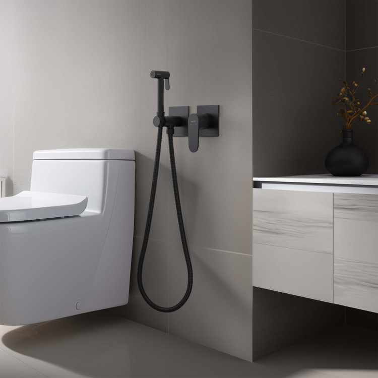 Комплект для гигиенического душа встроенный 2 отв. (смеситель + гигиеническая лейка + шланг) Aquatek, матовый черный AQ1220MB ОБЕРОН