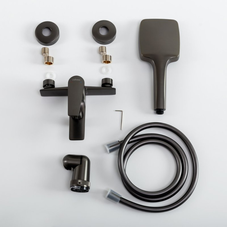 Смеситель для ванны и душа в комплекте с ручным душем, шлангом и держателем Cezares LINER-VD-01