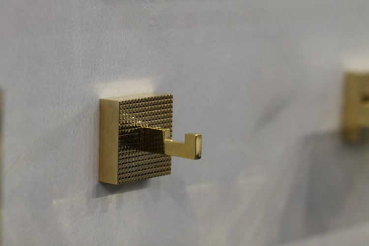 Крючок Cezares PRIZMA-HK1-BIO