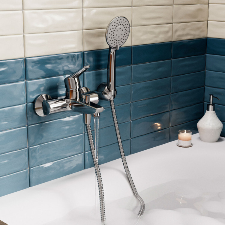 WasserKRAFT Rhin 4401 Смеситель для ваннкороткиизливом