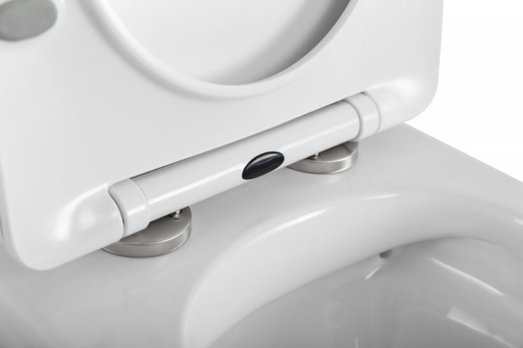 Унитаз подвесной безободковый с сиденьем в комплекте Cezares BB7306CHR/SC