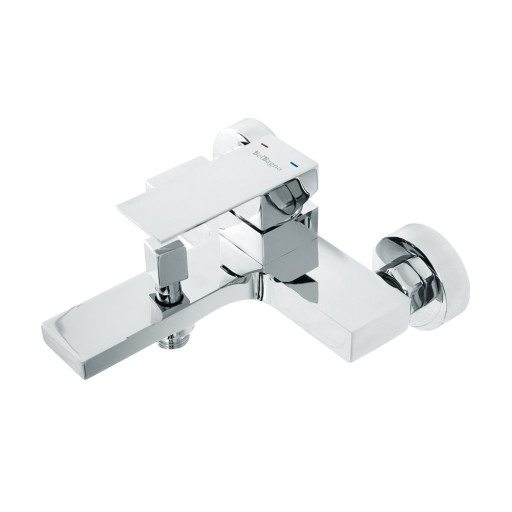 Смеситель для ванны и душа в комплекте с ручным душем, шлангом и держателем Cezares ROM-VASM-CRM