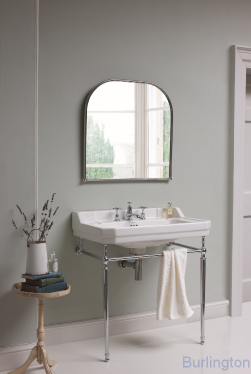 Раковина 80 см на 1 или 3 отверcтия с хромированным подстольем