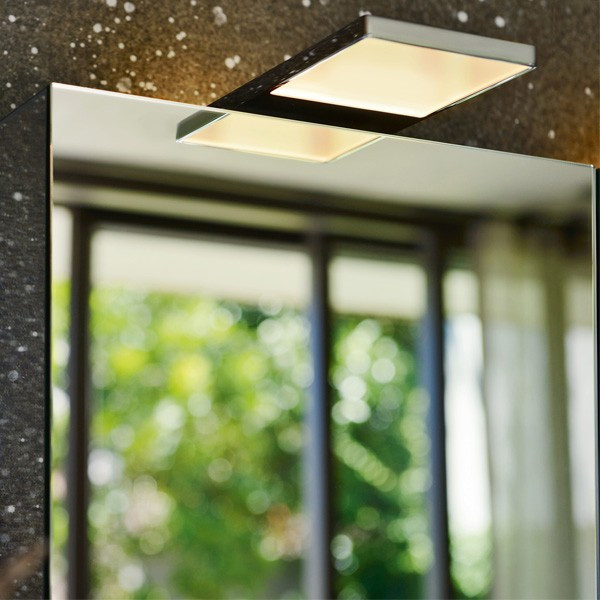 Зеркальный шкаф Keuco Royal 15 100 с подсветкой