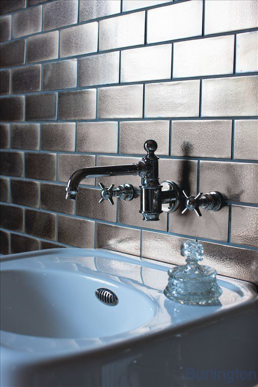 Смеситель настенный для раковины, 3 отв, ручки - крестики, хром [ARC16 CHR]