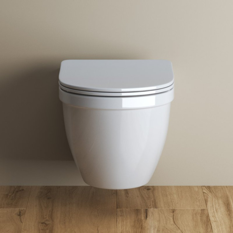 Унитаз подвесной безободковый с сиденьем в комплекте BelBagno BB070CHR/SC