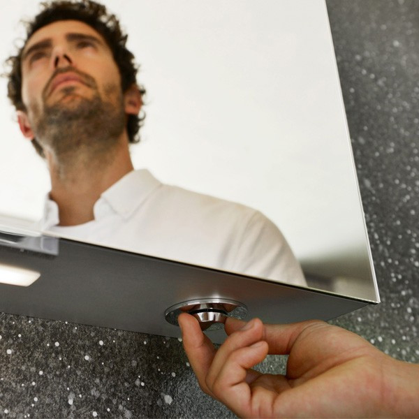 Зеркальный шкаф Keuco Royal 15 80 с подсветкой