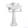 Раковина Edwardian 56 см на 1 или 3 отверстия с пьедесталом Regal и полотенцедержателем