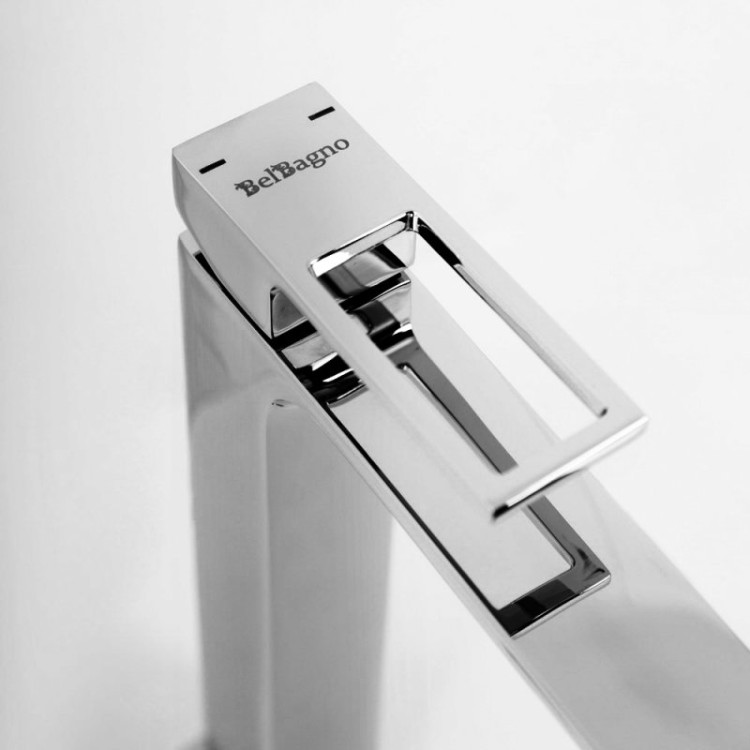 Смеситель для накладных раковин, без донного клапана Cezares LUC-LMC-NERO-W0